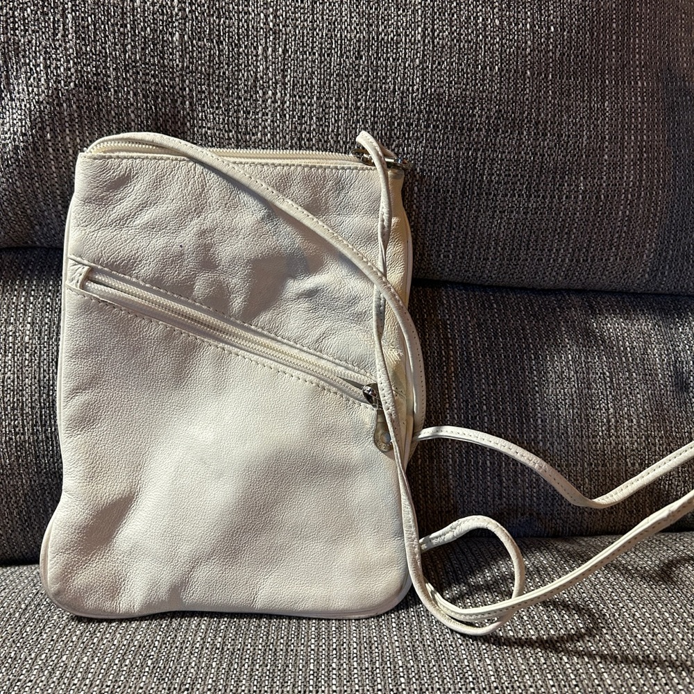 Minimalist White Crossbody Bag - Lightweight Everyday Purse (city purse)